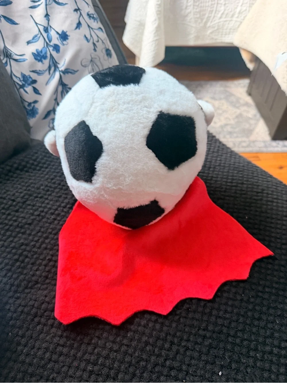 FAO Schwarz Gray & White Plush Reptile Ball